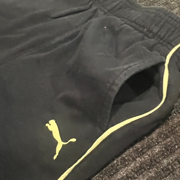 Puma Neon Green Hoodie and Black Track Pants Kids size S (8) - Picture 10 of 11